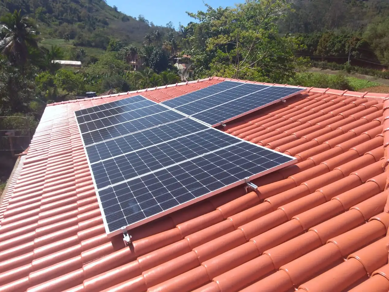 Residencia com energia fotovoltaica após o novo marco legal da geração distribuída